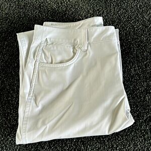 Tommy Bahama island zone white pants. Size 10. With stretch.